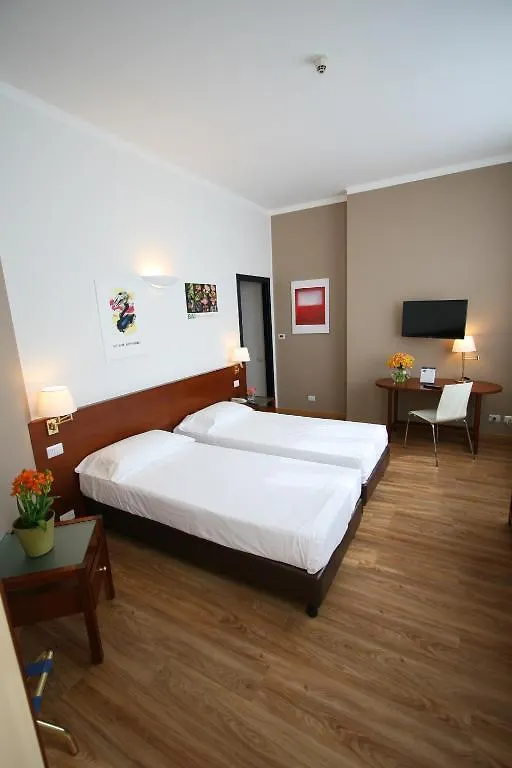 Hotel Oro Blu Milan